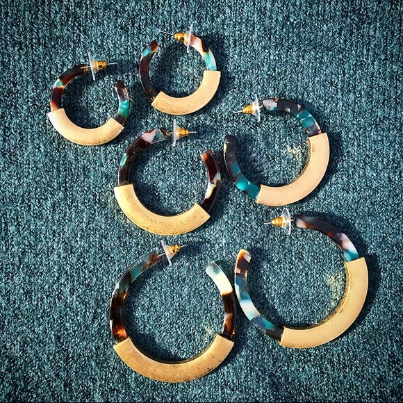 Acrylic & Gold Hoop Earrings - Picture 2 of 4